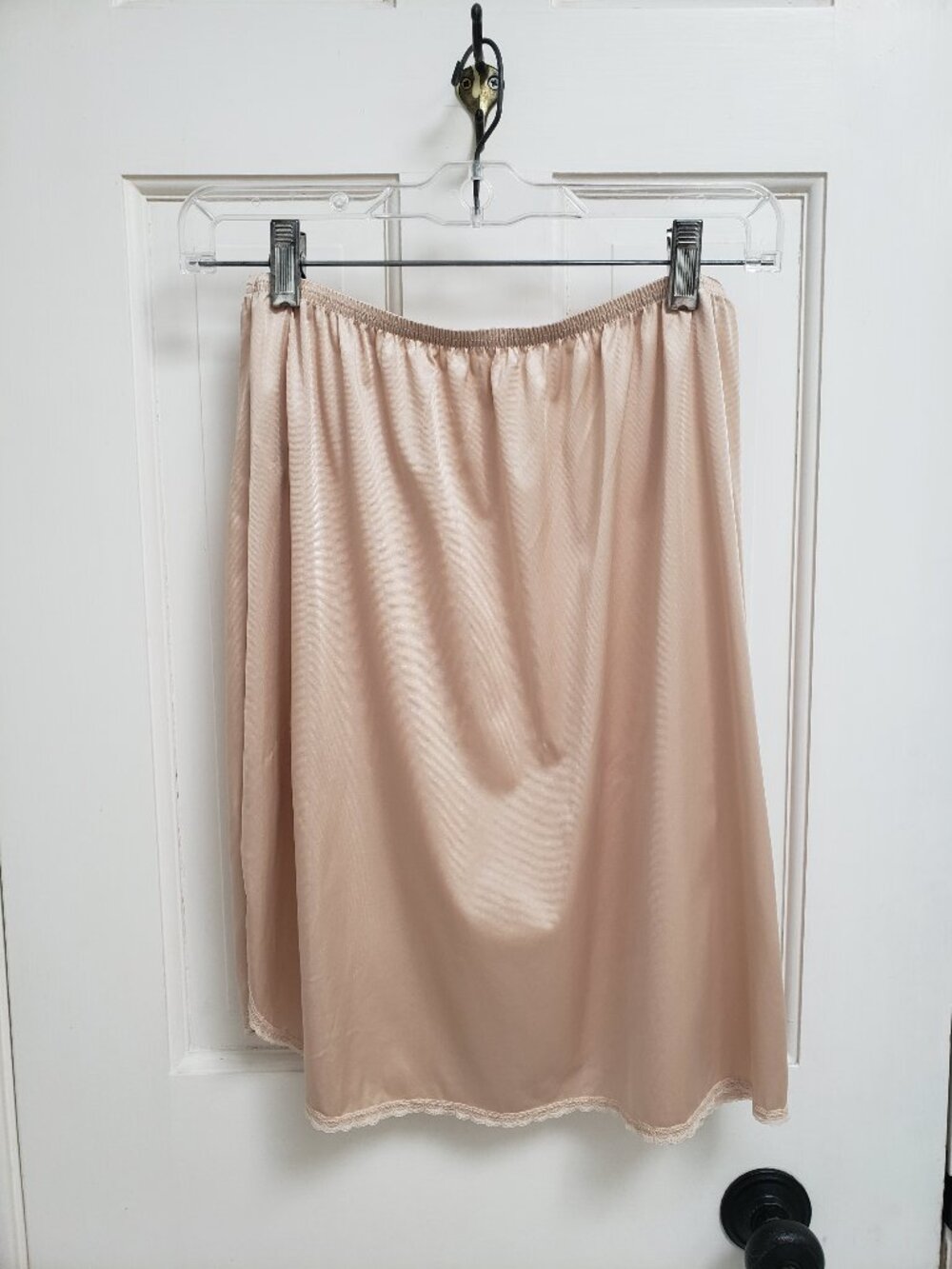 Vanity Fair Half Slip Skirt Size M Beige Nylon Lace Trim